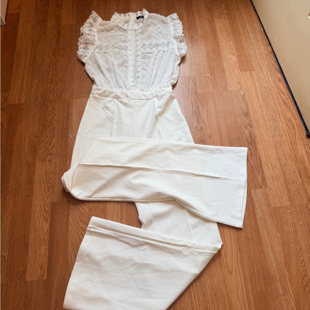 Elegant cream Lace Jumpsuit